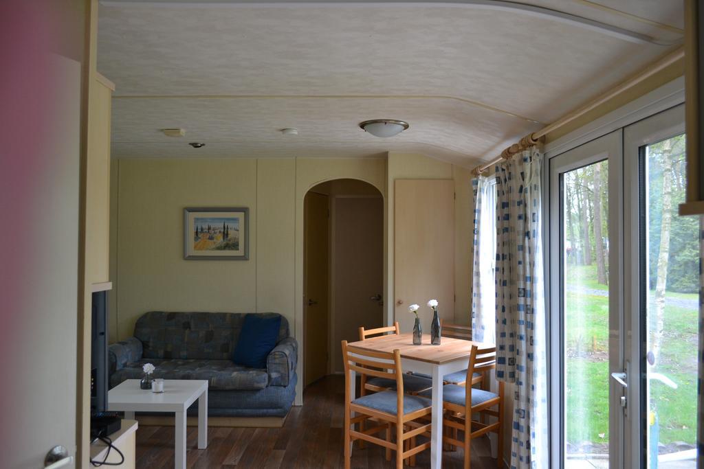 Camping-Aller-Leine-Tal Engehausen Bagian luar foto